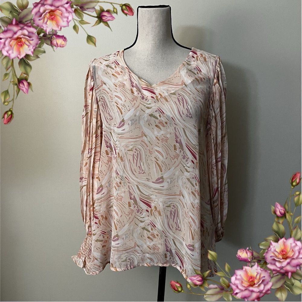 V-neck light semi-sheer‎ pleated sleeves blouse